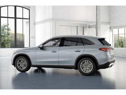 Used 2026 Mercedes-Benz GLC 300 image 30