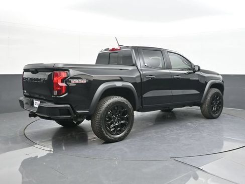 New 2026 Chevrolet Colorado Trail Boss AWD/4WD image 10