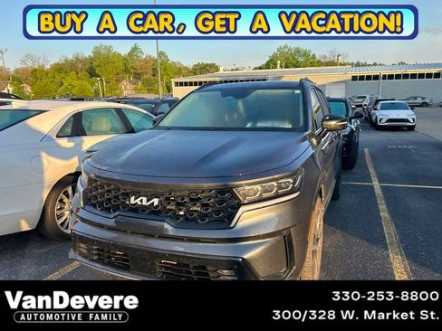 Used 2023 Kia Sorento SX AWD/4WD image 1