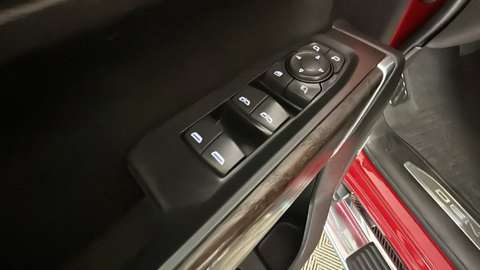 Used 2021 GMC Sierra 1500 Denali AWD/4WD image 13