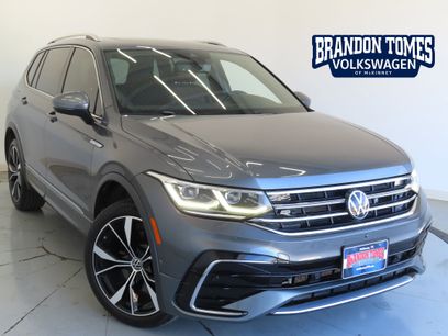 Used 2022 Volkswagen Tiguan SEL R-Line