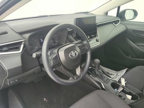 Used 2025 Toyota Corolla LE FWD image 13