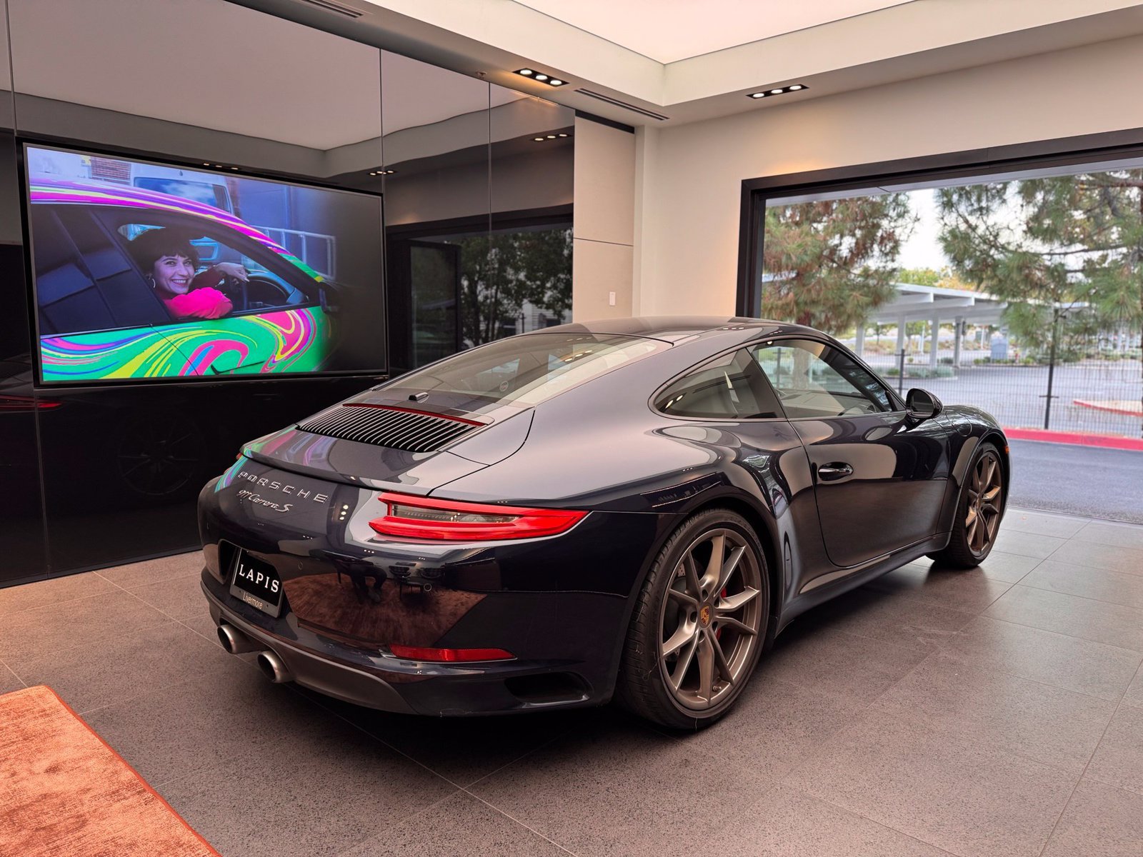 Used 2019 Porsche 911 Carrera S RWD image 4