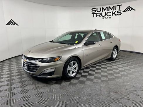 Used 2024 Chevrolet Malibu LS FWD image 3