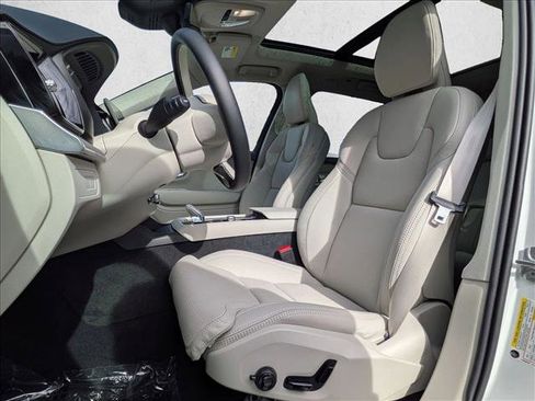 New 2026 Volvo XC90 T8 Ultra image 4
