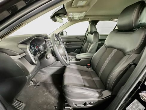 Used 2025 MAZDA CX-50 AWD 2.5 S w/ Premium Package image 13