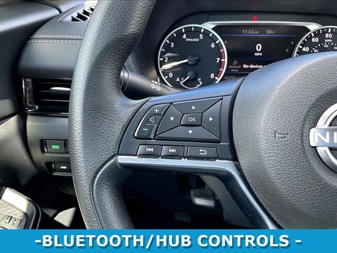 Used 2024 Nissan Sentra SV FWD image 11