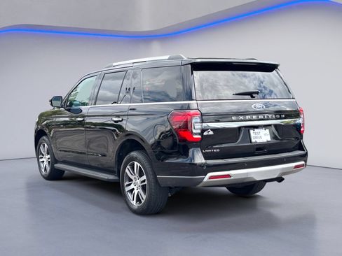 Certified 2024 Ford Expedition Limited RWD image 3