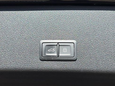 Used 2021 Audi e-tron Premium w/ Black Optic Package AWD/4WD image 16