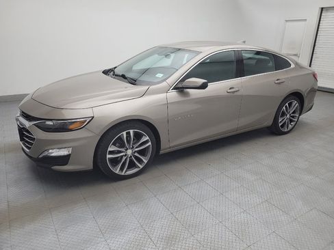 Used 2022 Chevrolet Malibu LT image 2