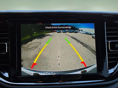 Used 2025 Dodge Durango GT AWD/4WD image 41