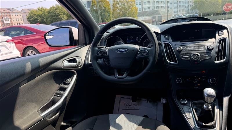 Used 2017 Ford Focus ST FWD image 21