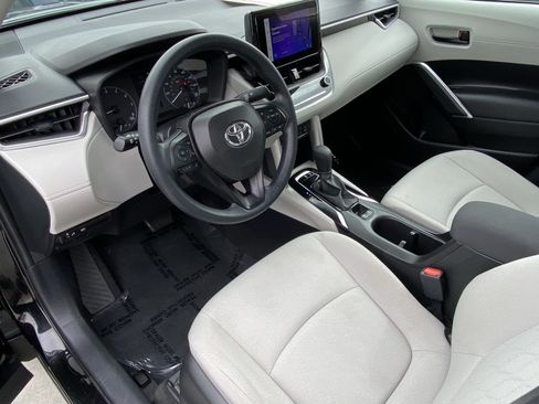 Certified 2024 Toyota Corolla Cross L AWD/4WD image 25