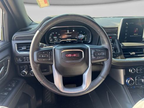 Used 2022 GMC Yukon SLT w/ SLT Premium Package AWD/4WD image 12