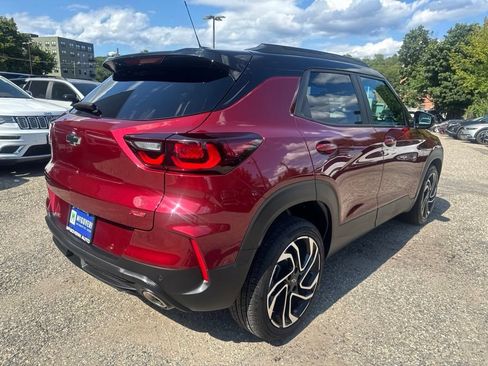 Used 2025 Chevrolet TrailBlazer RS w/ Convenience Package AWD/4WD image 7