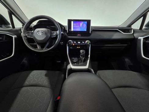 Used 2025 Toyota RAV4 XLE image 14