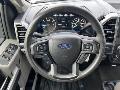 Used 2018 Ford F150 XLT w/ Max Trailer Tow Package image 22