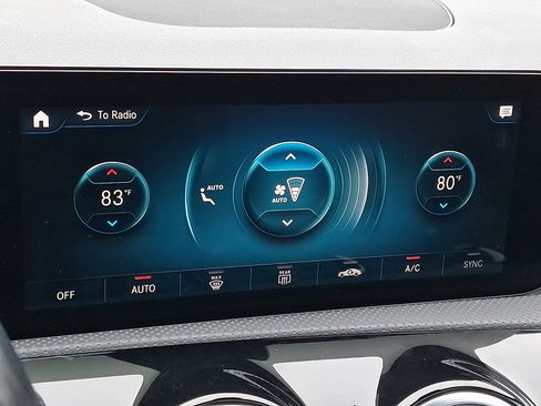 Used 2022 Mercedes-Benz A 220 4MATIC image 19