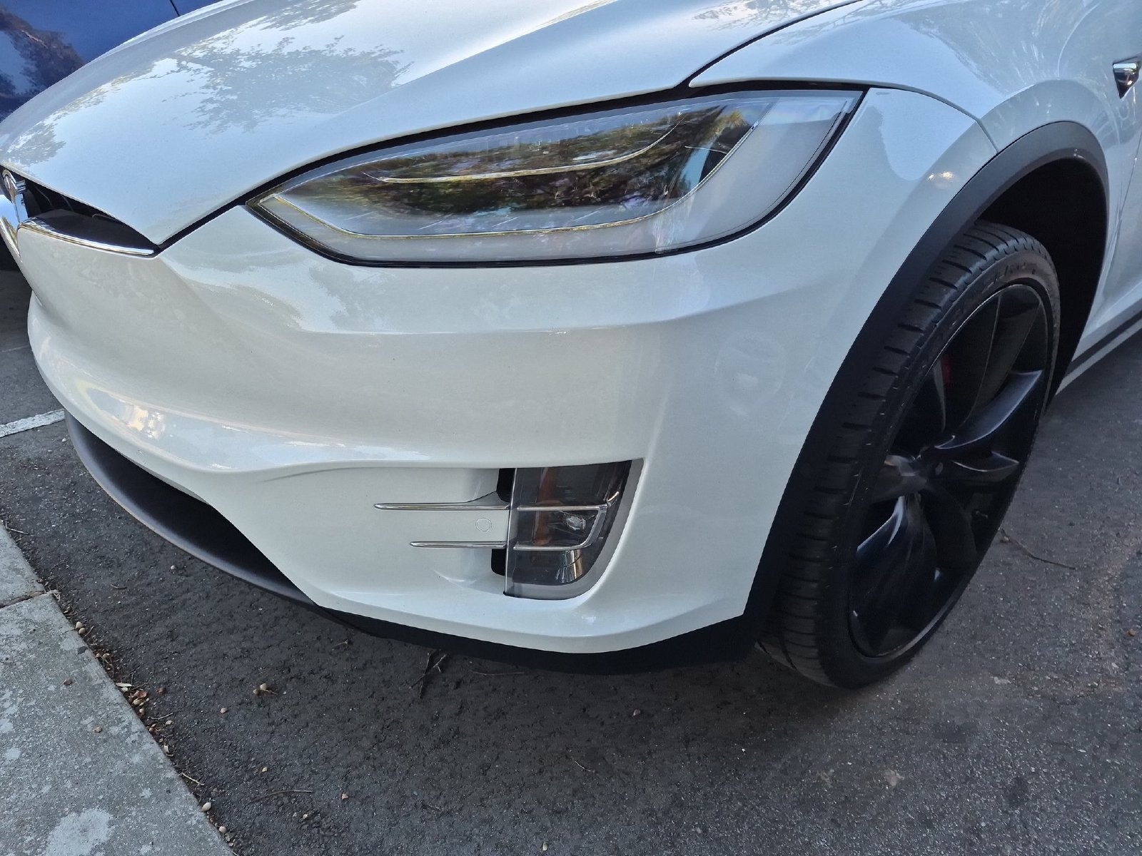 Used 2020 Tesla Model X Performance AWD/4WD image 10