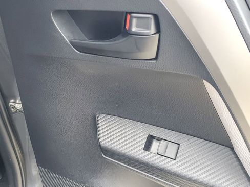 Used 2014 Toyota RAV4 LE image 44