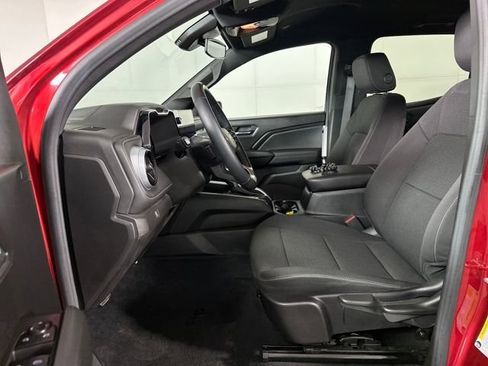 Used 2023 Chevrolet Colorado LT w/ LT Convenience Package image 11