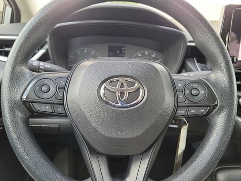 Used 2023 Toyota Corolla LE FWD image 21