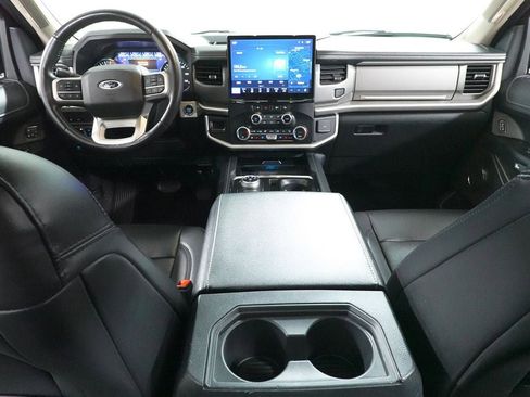 Certified 2024 Ford Expedition XLT AWD/4WD image 11