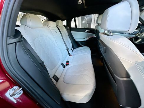 Certified 2023 BMW X6 xDrive40i w/ Executive Package image 28