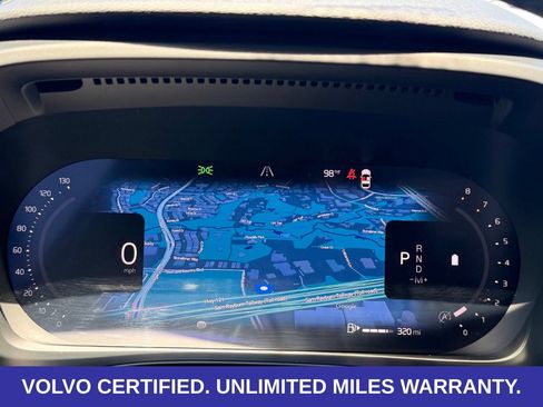 Certified 2026 Volvo XC40 B5 Plus AWD/4WD image 15
