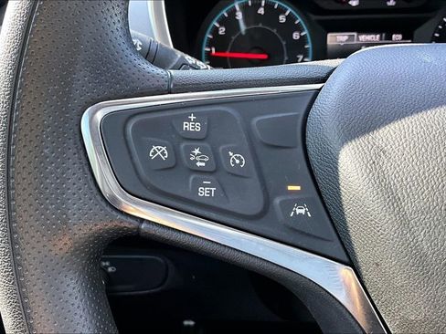 Used 2021 Chevrolet Equinox LS w/ LS Convenience Package FWD image 11
