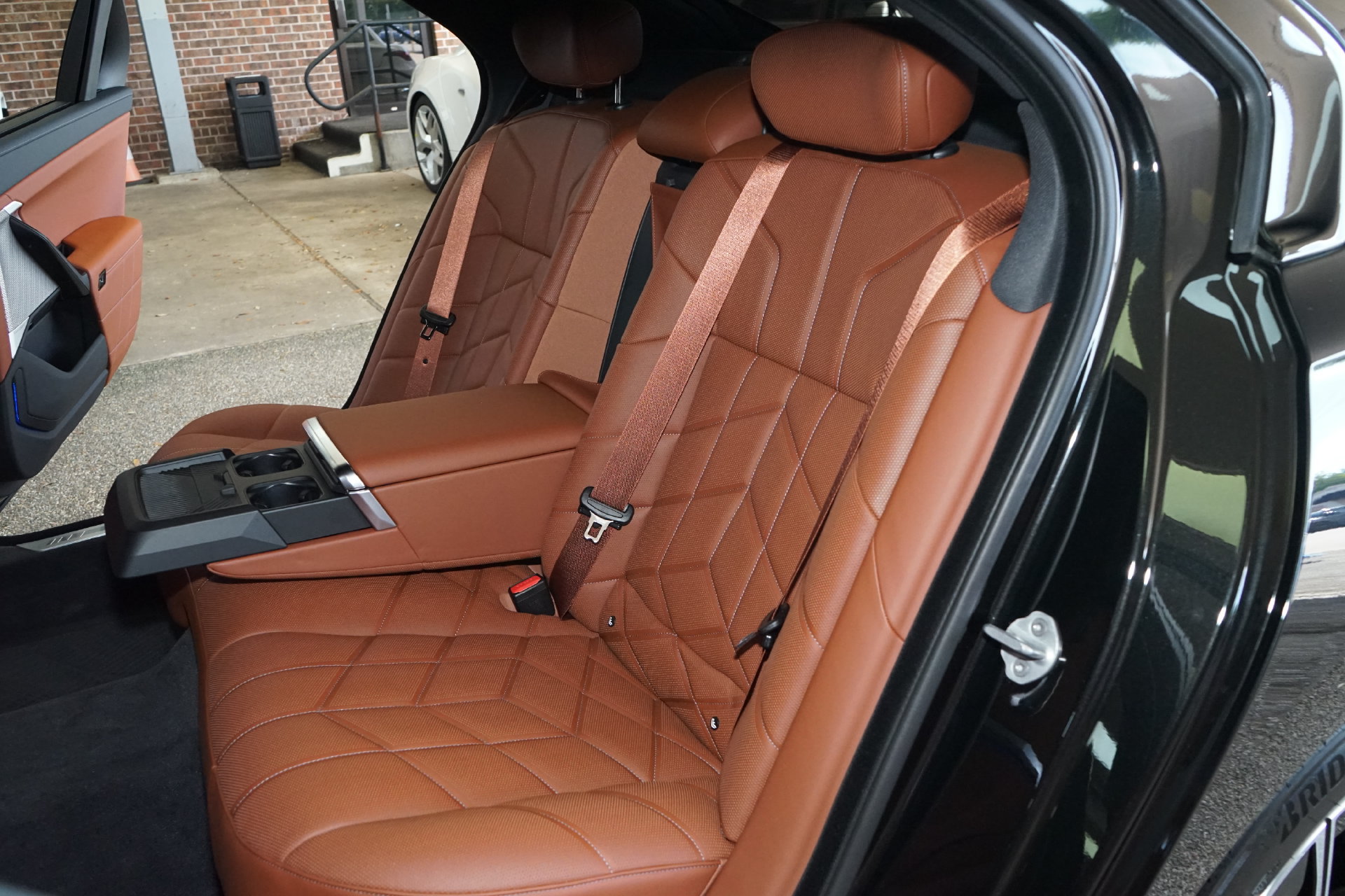 Used 2026 BMW 740i RWD image 7