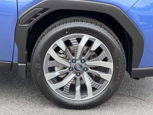 Certified 2025 Subaru Forester Touring AWD/4WD image 7