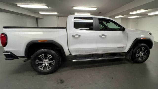 Certified 2023 GMC Canyon AT4 w/ AT4 Premium Package AWD/4WD image 9