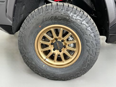 New 2026 Toyota Tundra Limited AWD/4WD image 31