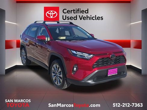 Used 2025 Toyota RAV4 XLE Premium image 3