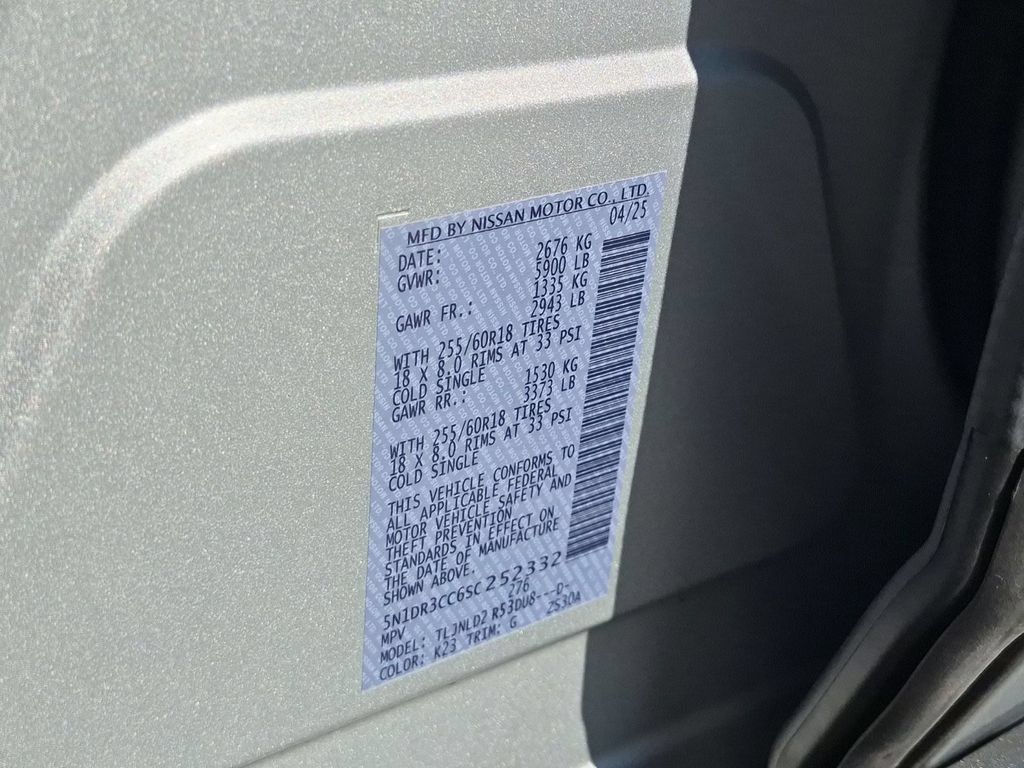 Used 2025 Nissan Pathfinder SL AWD/4WD image 35