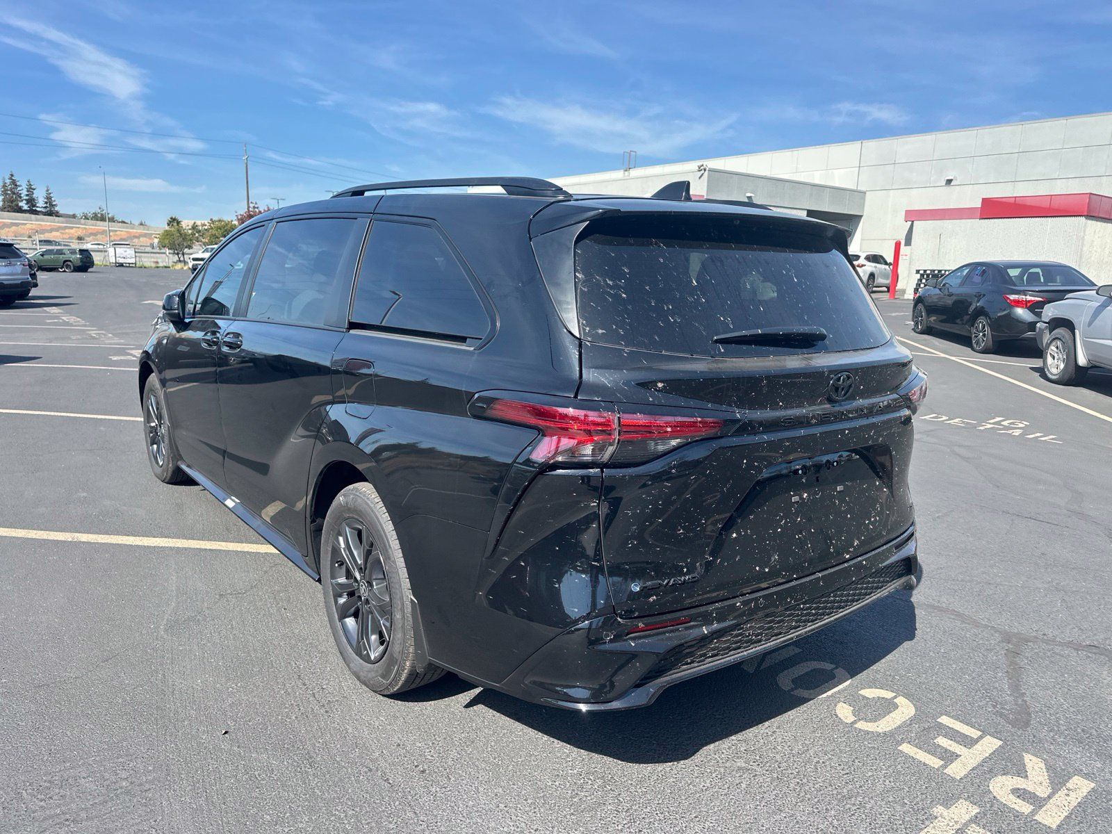 Certified 2026 Toyota Sienna XSE AWD/4WD image 3