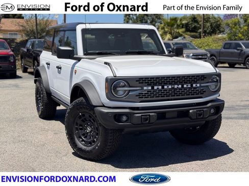 New 2026 Ford Bronco Badlands AWD/4WD image 1