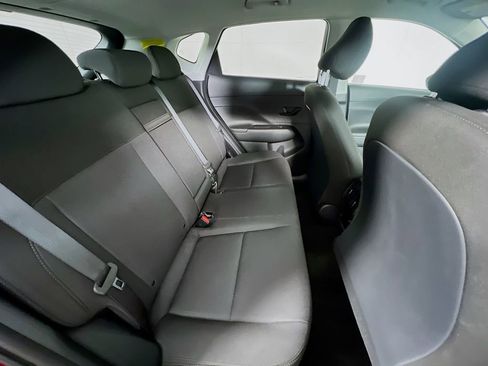 Certified 2025 Hyundai Kona SEL image 28