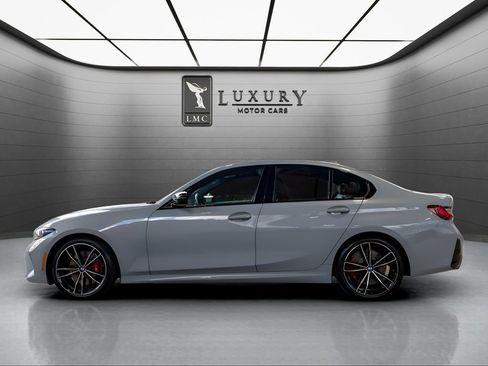 Used 2023 BMW 330i xDrive Sedan w/ M Sport Package AWD/4WD image 5