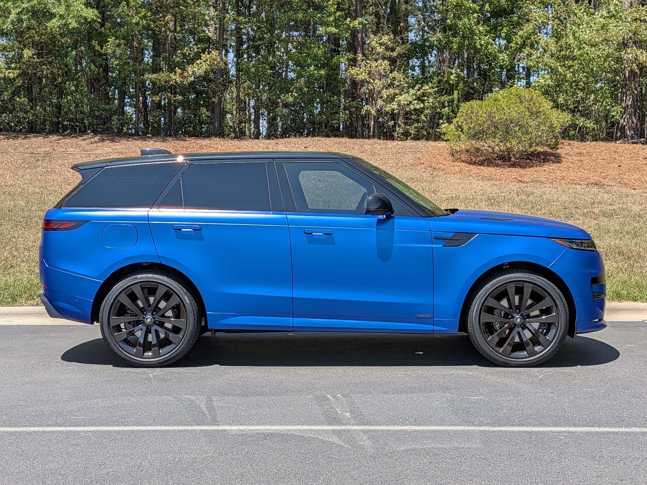 Used 2025 Land Rover Range Rover Sport Autobiography AWD/4WD image 31