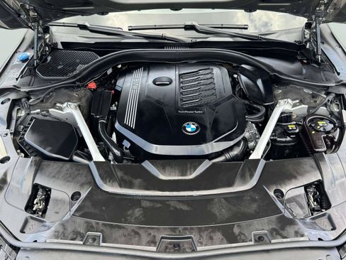 Used 2022 BMW 740i xDrive w/ M Sport Package AWD/4WD image 83