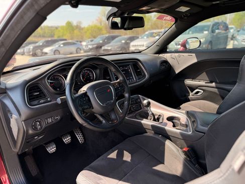Used 2017 Dodge Challenger R/T Scat Pack image 8