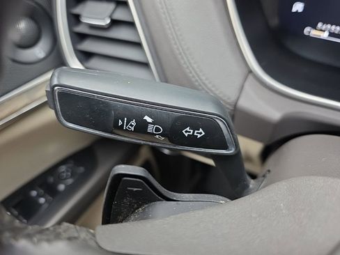 Used 2020 Lincoln Nautilus Reserve w/ Equipment Group 201A image 28