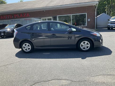 Used 2010 Toyota Prius FWD image 4