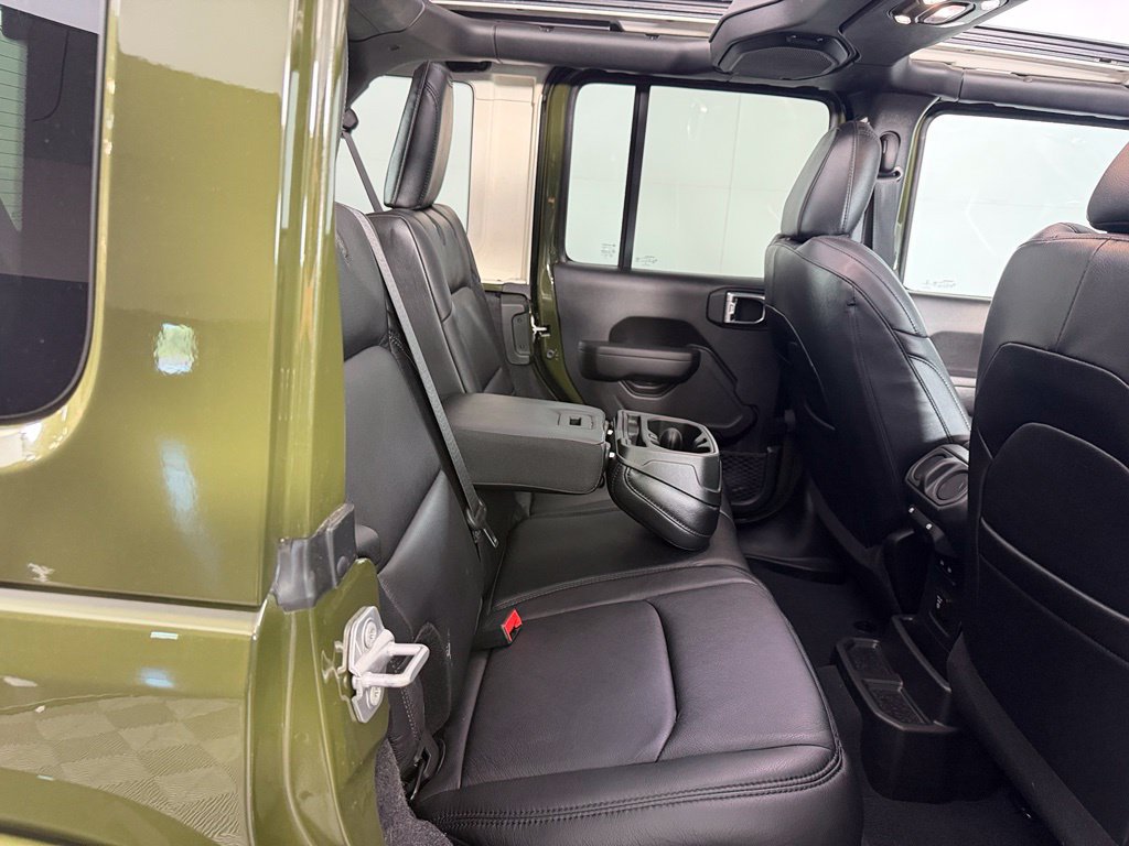 Used 2023 Jeep Wrangler Unlimited Sport AWD/4WD image 19