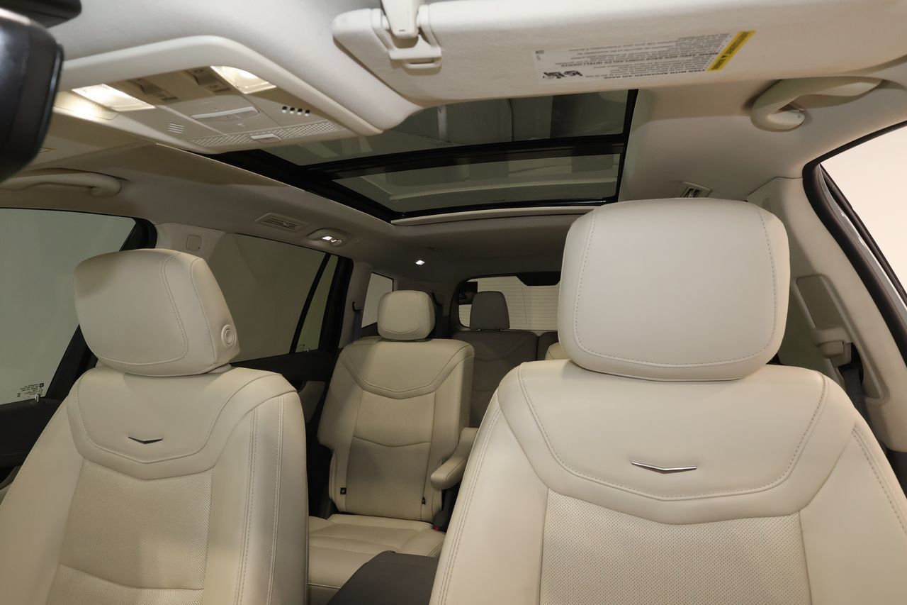 Used 2023 Cadillac XT6 Premium Luxury w/ Technology Package AWD/4WD image 19