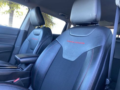 Used 2022 Jeep Compass Trailhawk w/ Trailhawk Convenience Group image 22