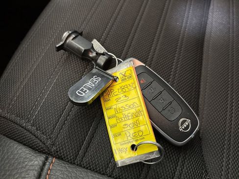 Used 2023 Nissan Pathfinder Rock Creek image 21