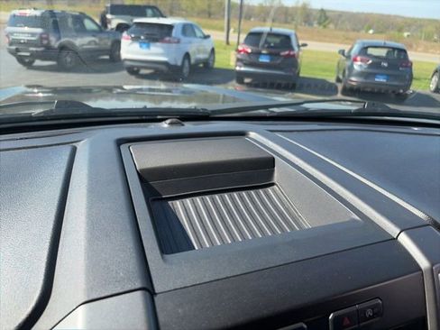 Used 2018 Ford F150 XLT w/ Equipment Group 302A Luxury AWD/4WD image 27